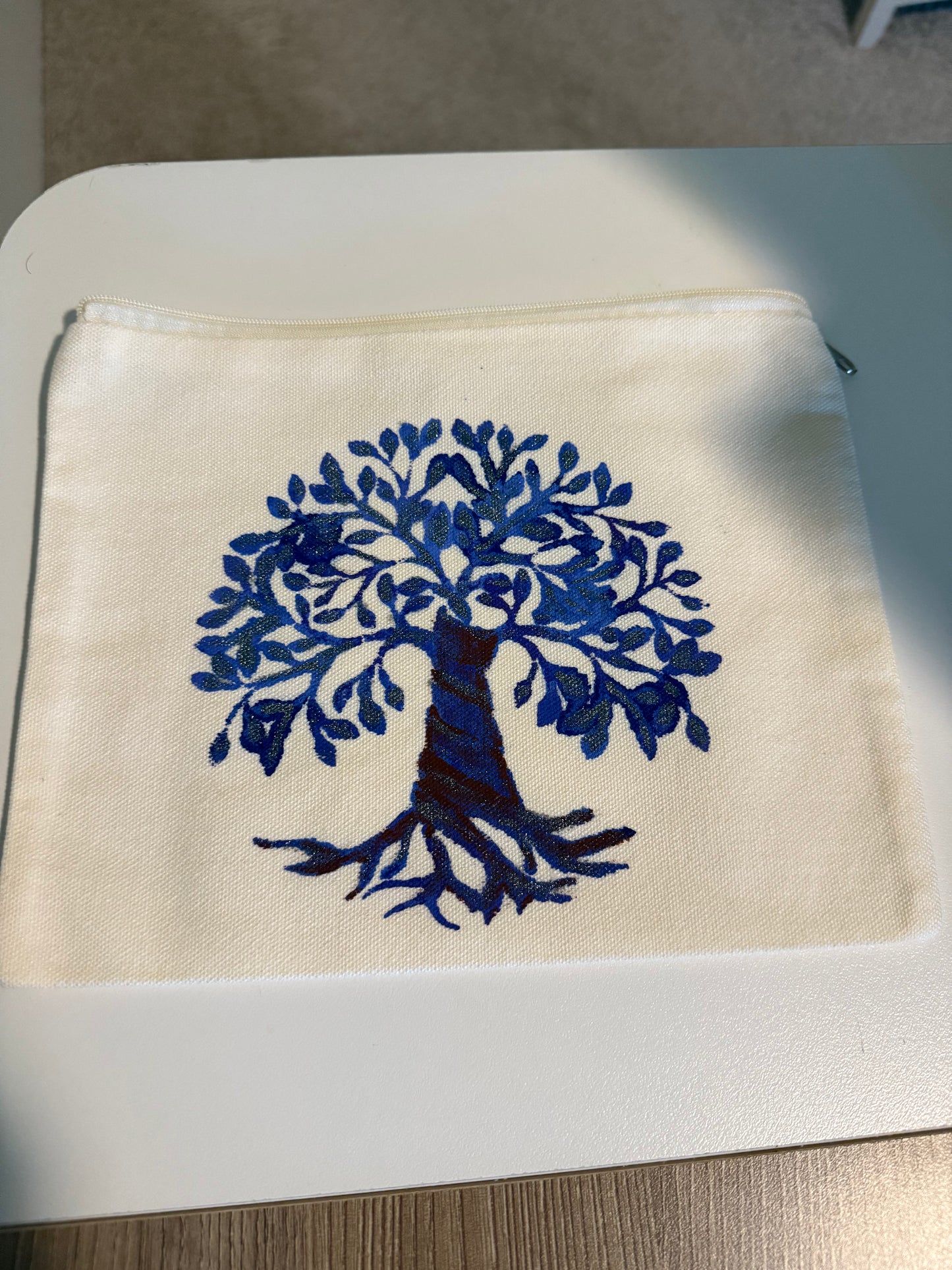 Zipper tote - painted